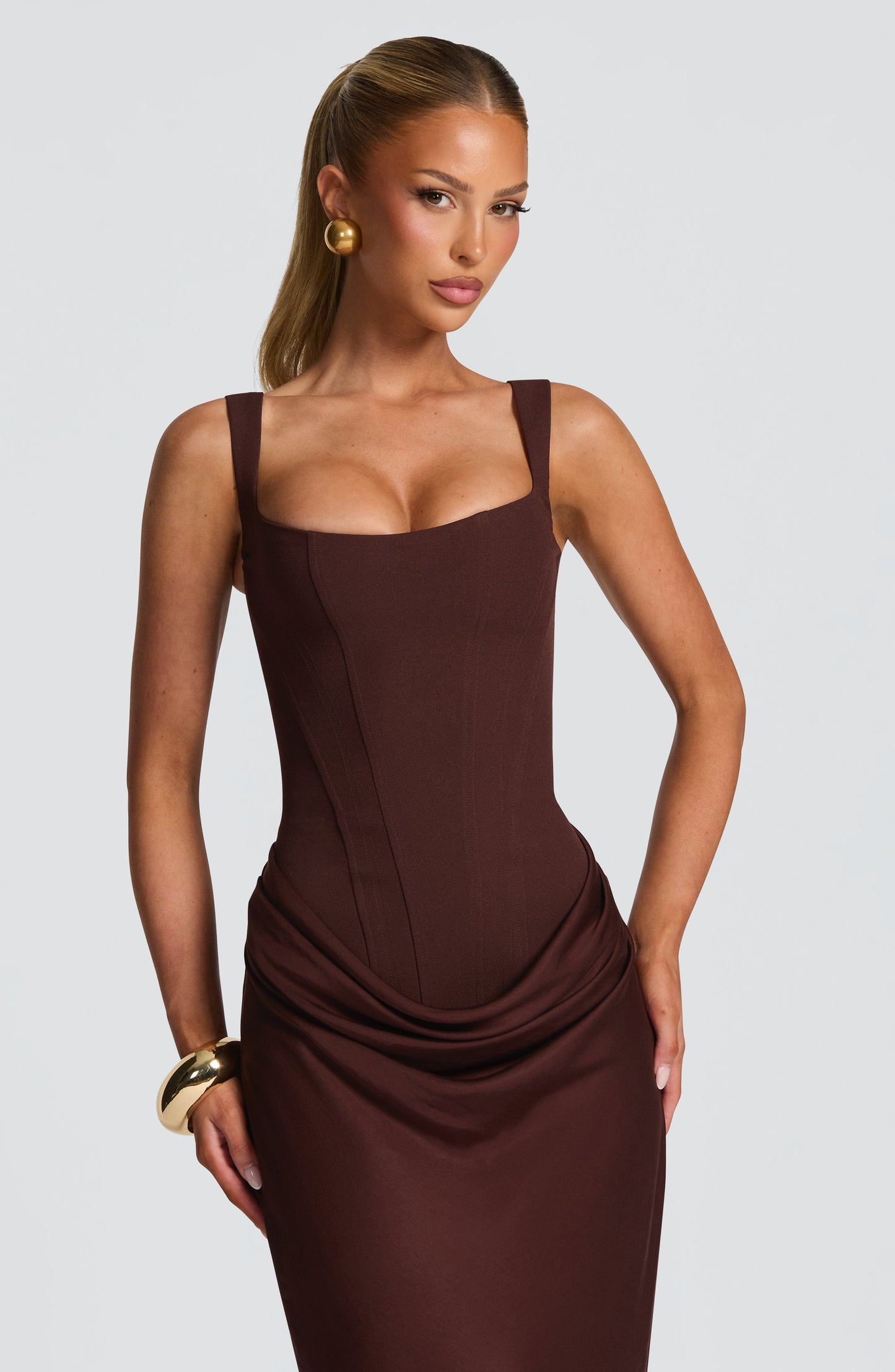 Elisa™ | Vestido premium estructurado con falda satinada
